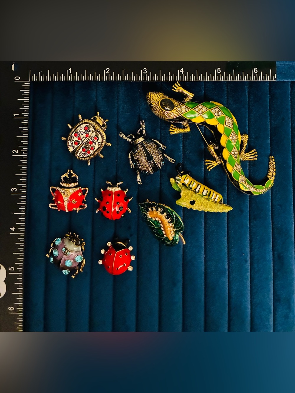 9 Pieces Cute Ladybug Brooches